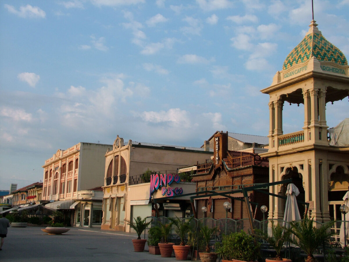 Liberty-Viareggio