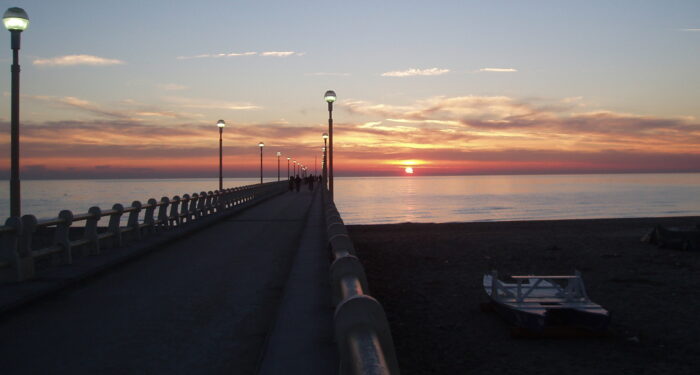 pontile di Forte dei Marmi tramonto